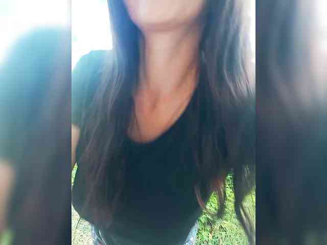 KonFeetaa webcam