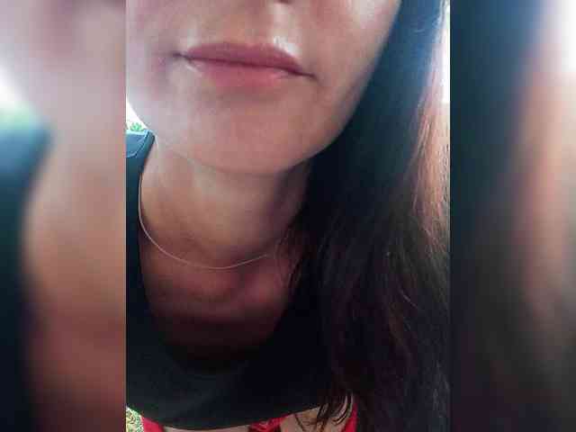 KonFeetaa webcam