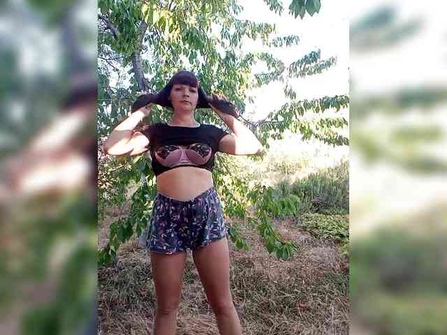Model555 Live Webcam on BongaCams