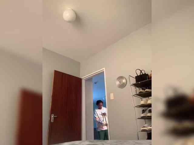 MissCocoaB webcam
