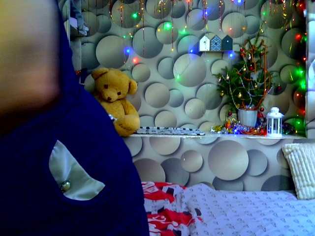 LizSage's BongaCams show and profile