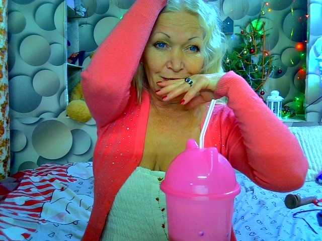 LizSage's BongaCams show and profile