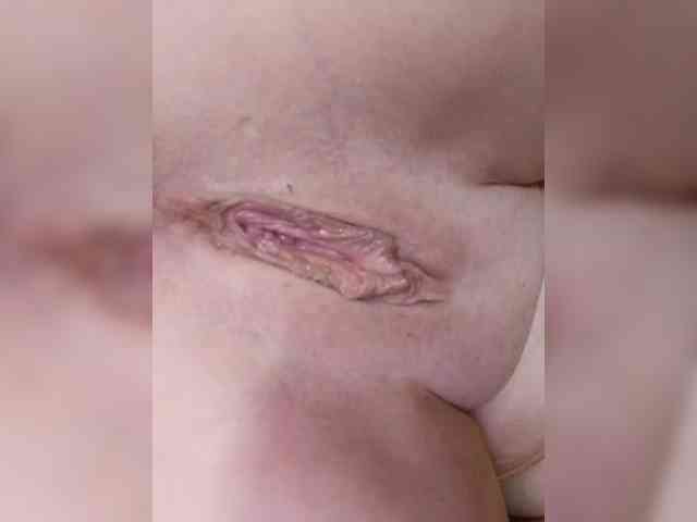LizSage webcam