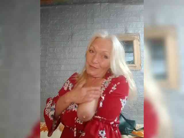 LizSage webcam