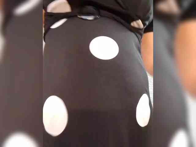 LizSage webcam