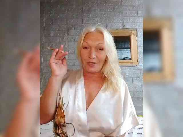 LizSage webcam