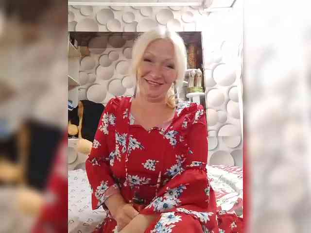 LizSage webcam