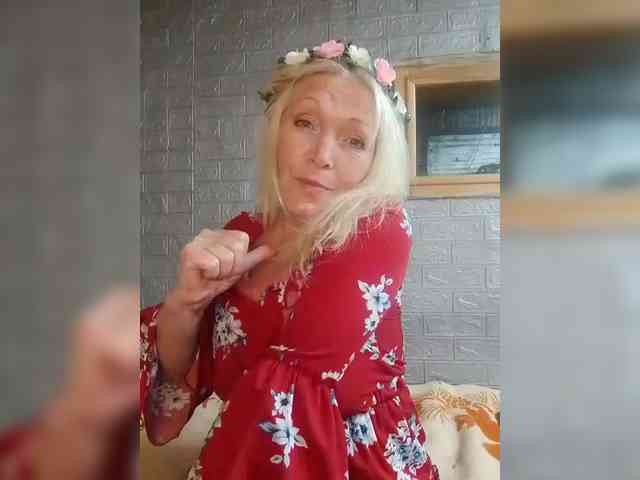 LizSage webcam