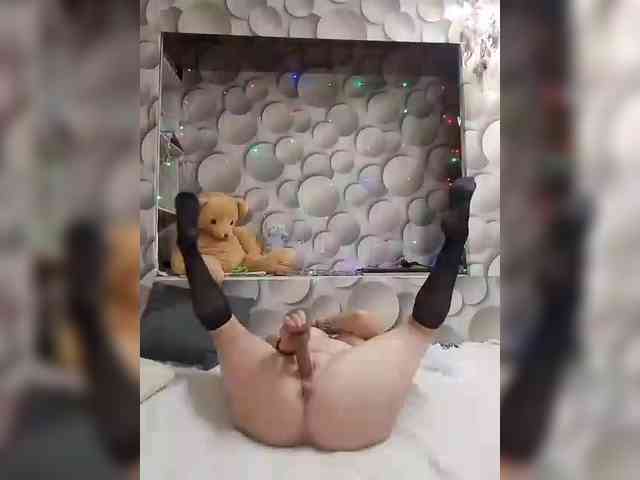 LizSage webcam
