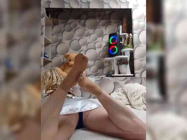 LizSage webcam