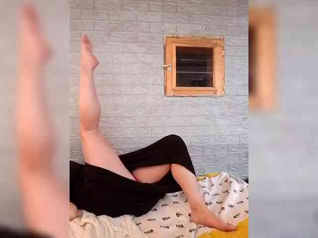 LizSage webcam