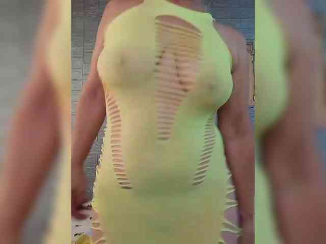 LizSage webcam
