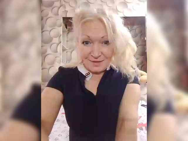 LizSage Live Webcam on BongaCams