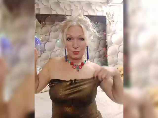 LizSage webcam