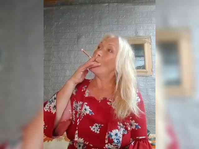 LizSage webcam
