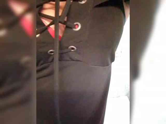 LizSage webcam