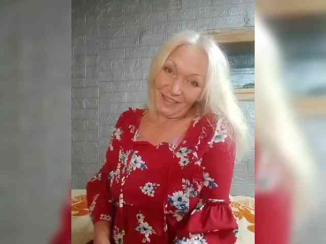 LizSage webcam