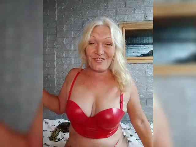 LizSage webcam