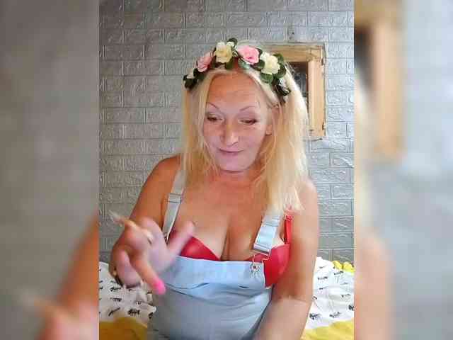 LizSage webcam