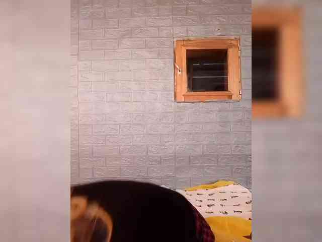 LizSage webcam