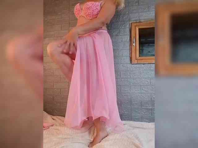 LizSage webcam