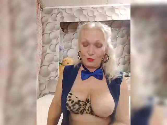 LizSage webcam