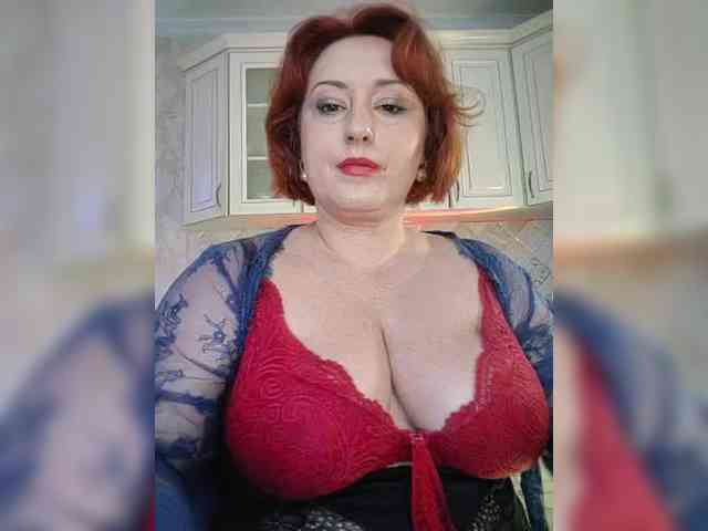 lustful-mom