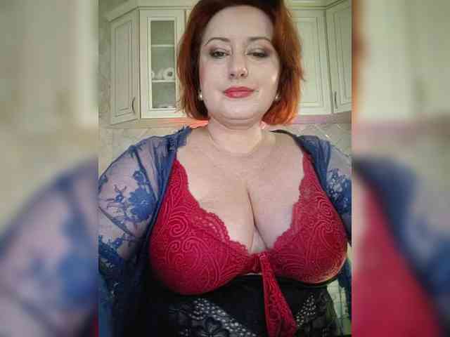lustful-mom