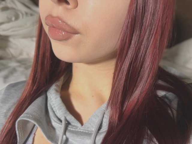 Mzxhhh's BongaCams show and profile