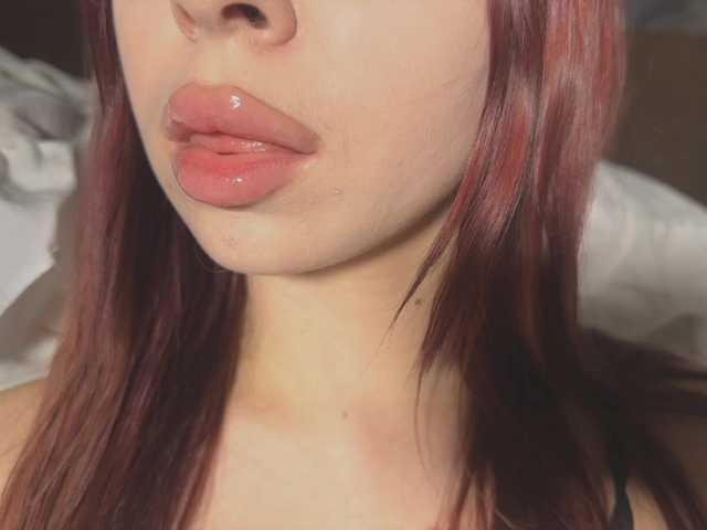 Mzxhhh's BongaCams show and profile