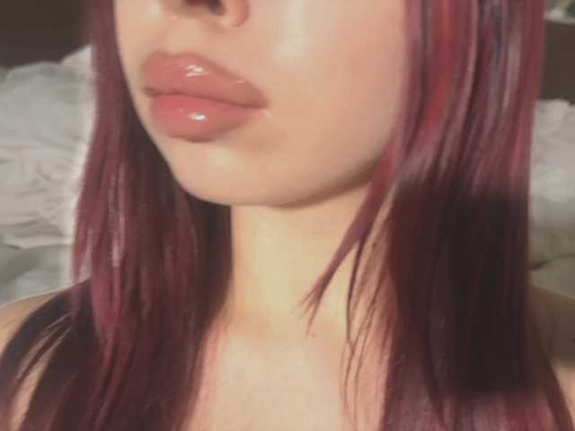 Mzxhhh's BongaCams show and profile