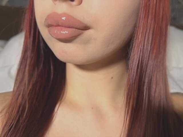 Mzxhhh's BongaCams show and profile