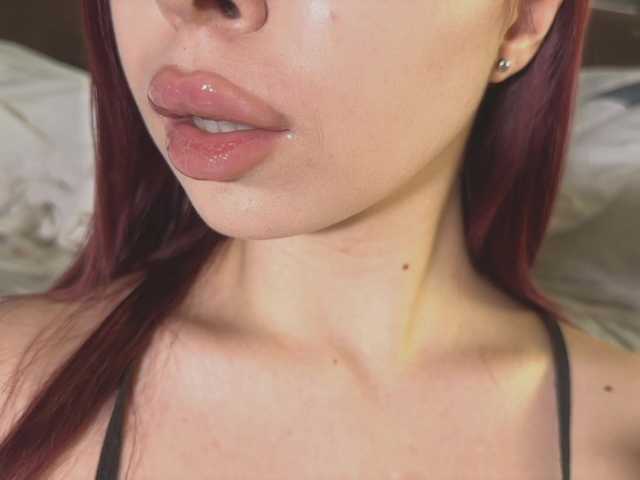 Mzxhhh's BongaCams show and profile