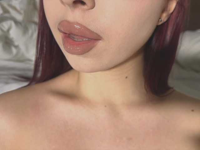 Mzxhhh's BongaCams show and profile