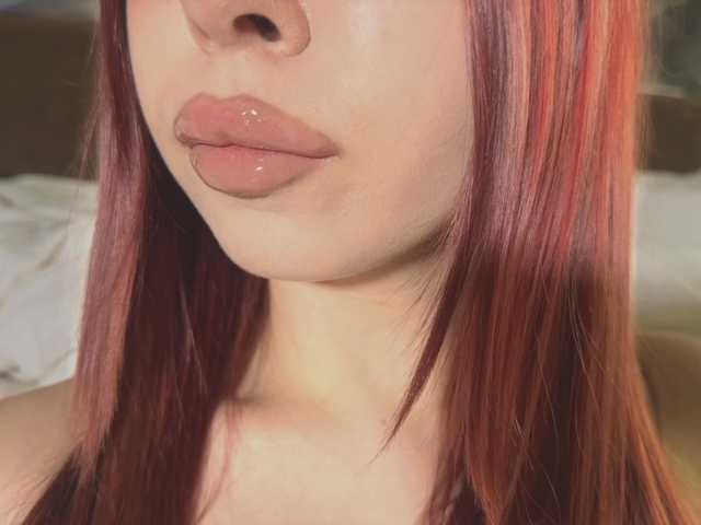 Mzxhhh's BongaCams show and profile