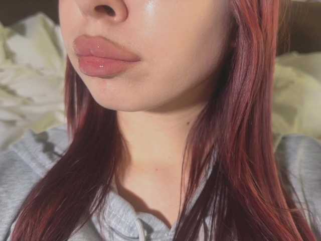 Mzxhhh's BongaCams show and profile