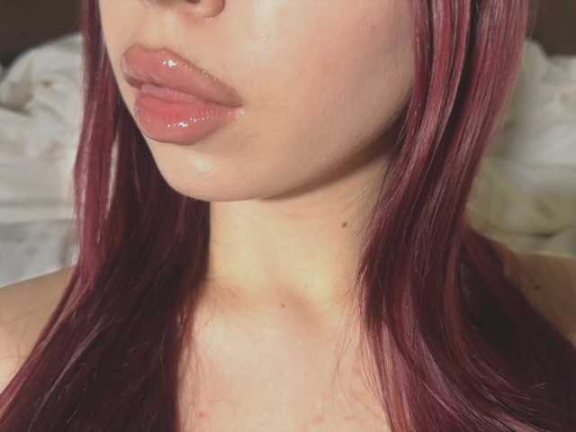 Mzxhhh's BongaCams show and profile