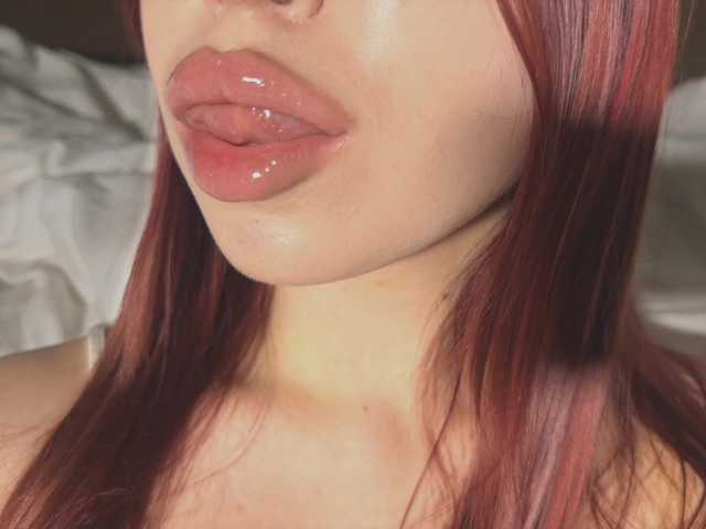 Mzxhhh's BongaCams show and profile