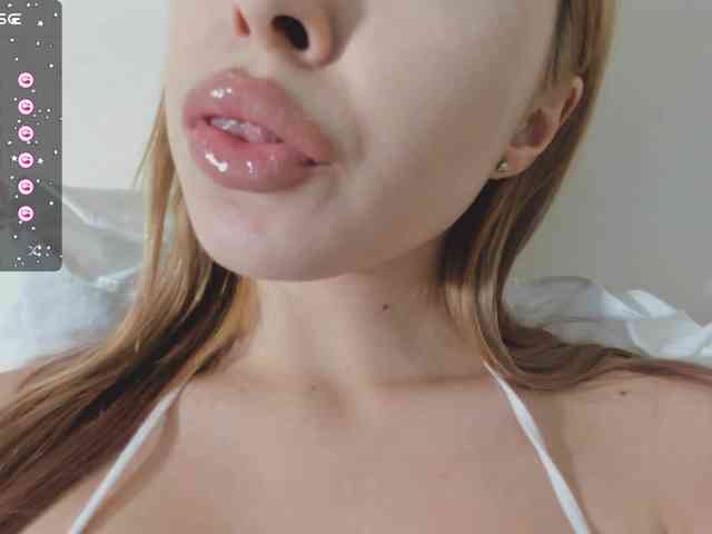 Lalala___ webcam