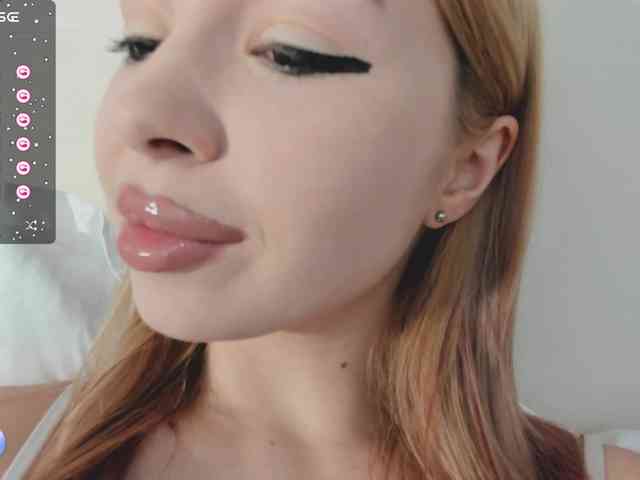 Lalala___ webcam