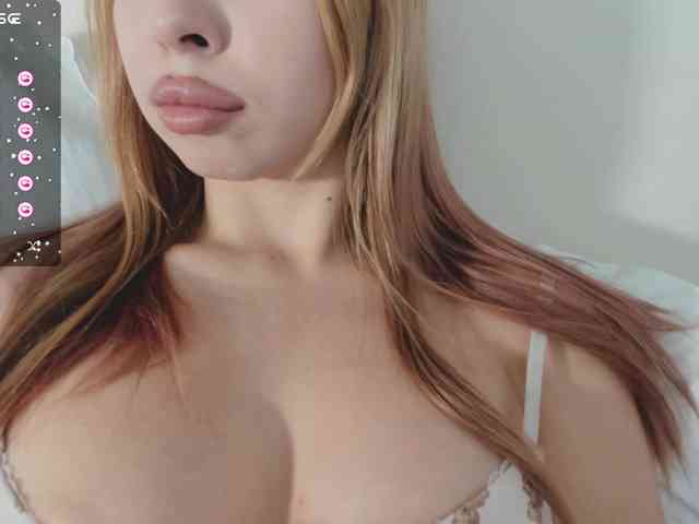 Lalala___ webcam