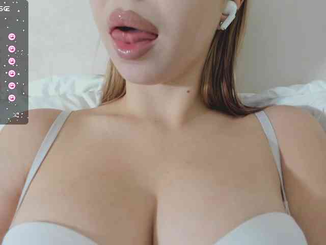 Lalala___ webcam