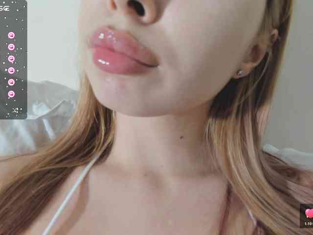 Lalala___ webcam