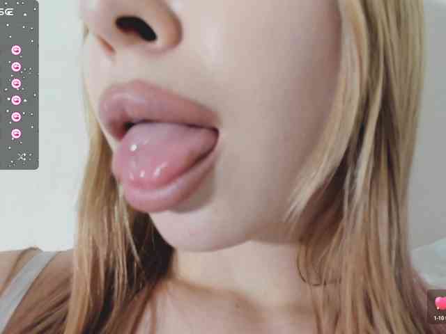 Lalala___ webcam