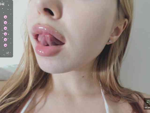 Lalala___ webcam