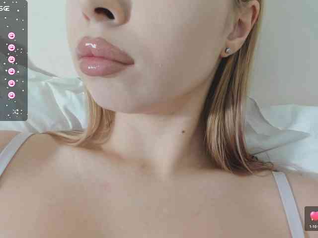 Lalala___ webcam