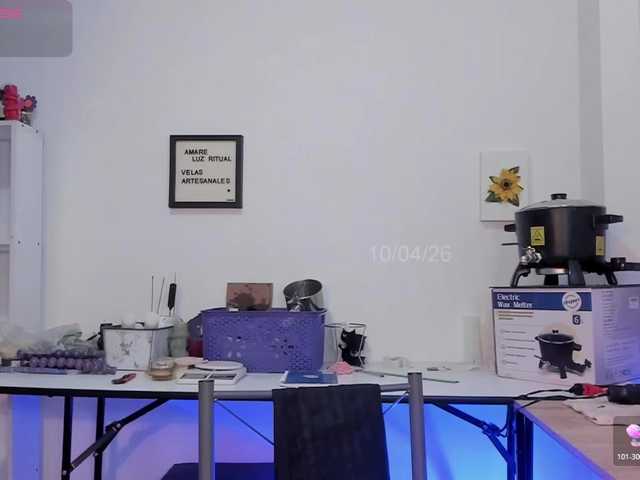 lauratoro live sex show