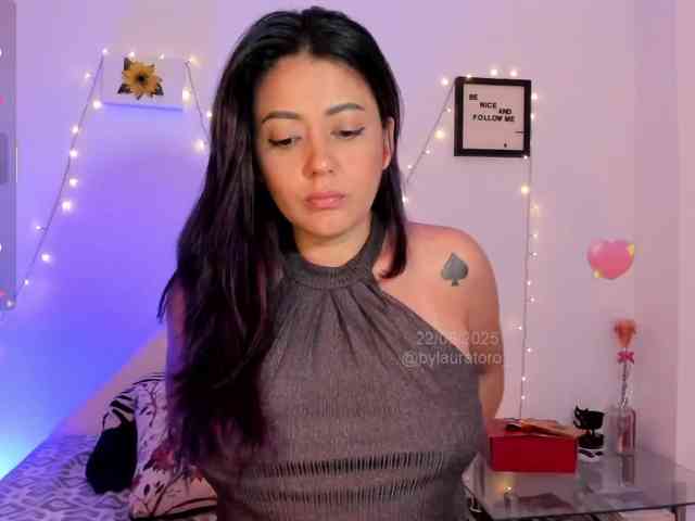 Lauratoro webcam