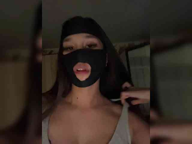 Azia_love_ webcam