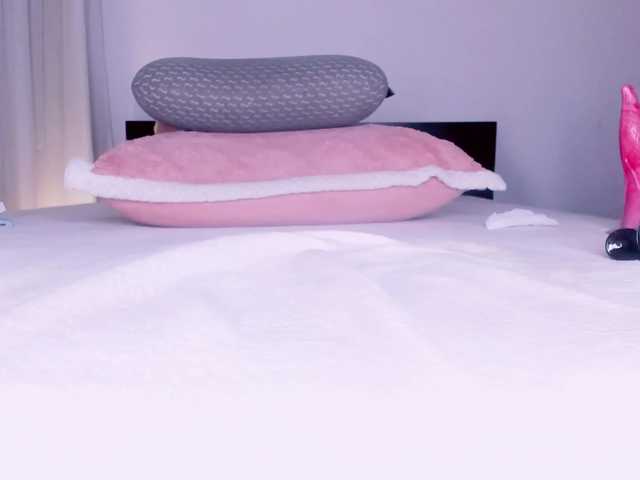 AnaXo's BongaCams show and profile